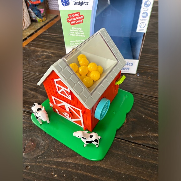 EUC Educational Insights - Bright Basics Busy Barn - Picture 3 of 6